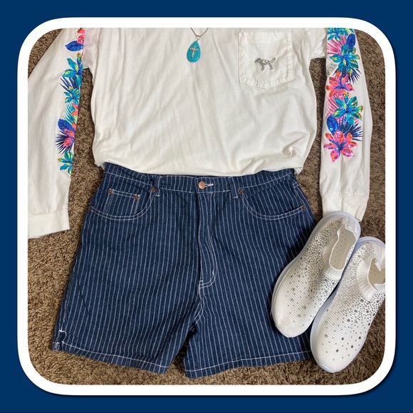 Bill Blass Pants - EUC Vintage 90’s Bill Blass High Waisted Shorts